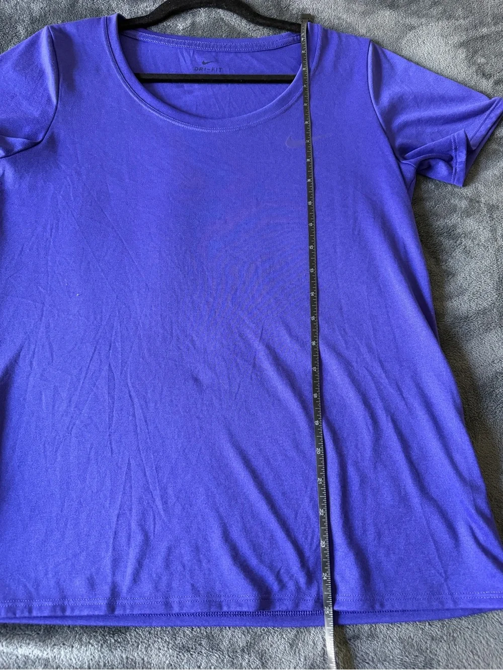 ✨Nike Women’s Purple Scoop Neck Short Sleeve Tee